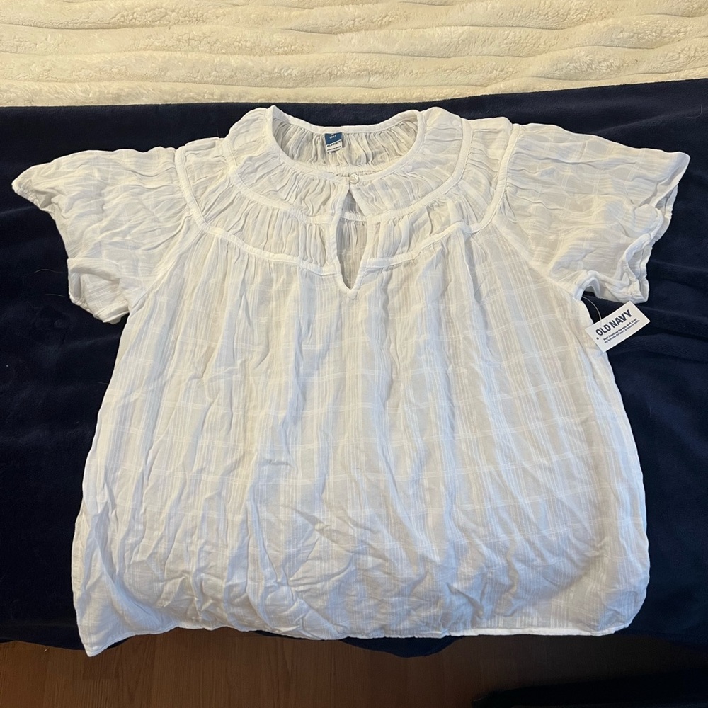 Old Navy Textured White Blouse